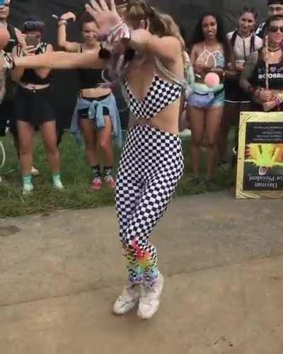 HMC while I dance with so much energy I become a living QR Code