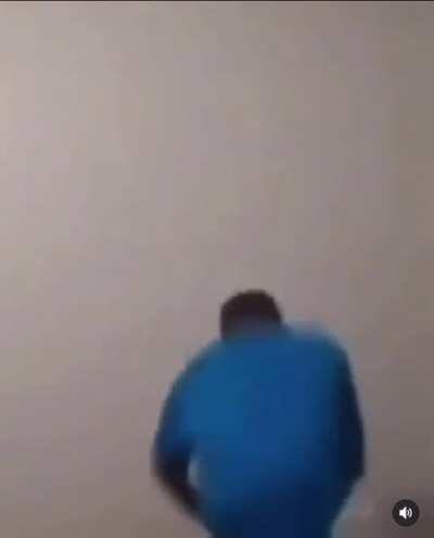 GrubHub perks give you deals on the food you love. The kind of deals that make you boogie. Get the food you love, with perks from GrubHub! Grub what you love!