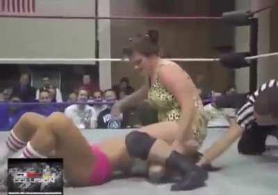 ThunderKitty Facesit Pin