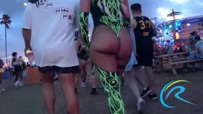 Rave Candid | Check comments