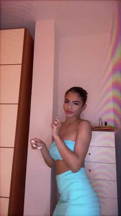 Been working hard for this summer body 🌞