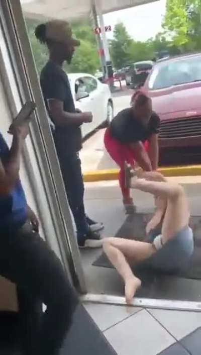 Crazy woman beats on her baby daddy's new girlfriend!
