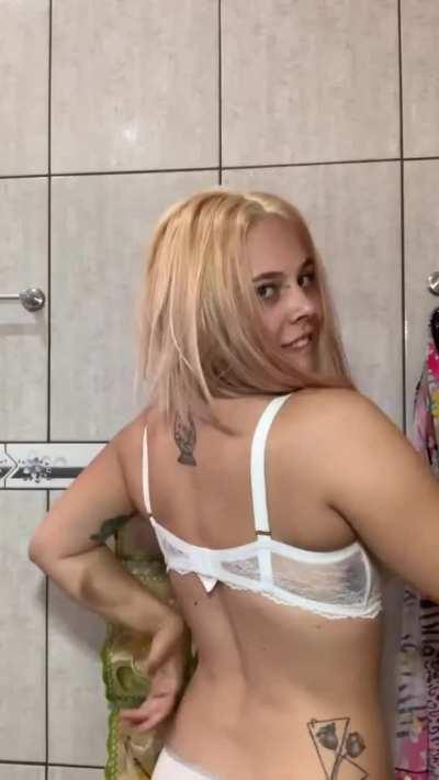 Getting naked for you guys... hahahhahaha they jiggle no mater what