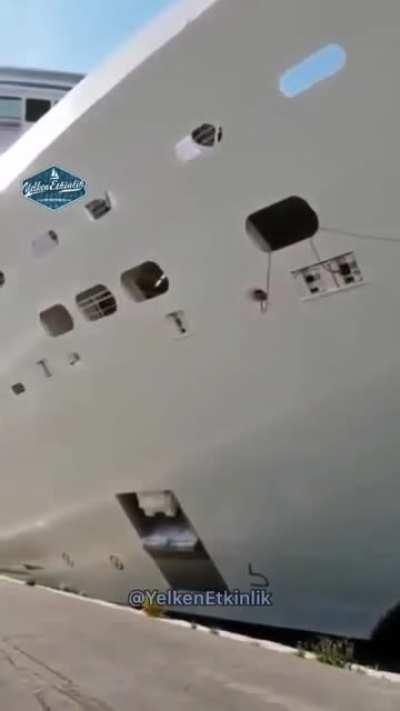 Cruise ship captain must be drunk