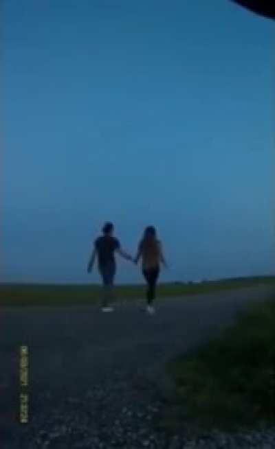 the way this video was edited had me dying 😂