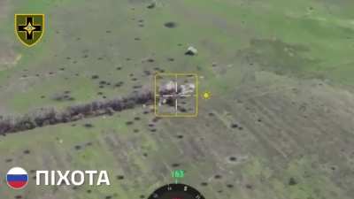 Ukrainian 28th Mechanized Brigade took out Russian soldiers with cluster strikes, artillery and mortars. Toretsk. May 2025
