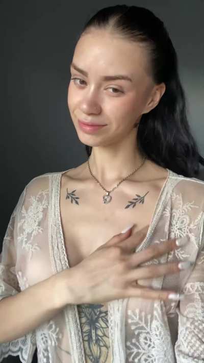 Wld you like a latina to give you a blowjob or wld you fuck her?