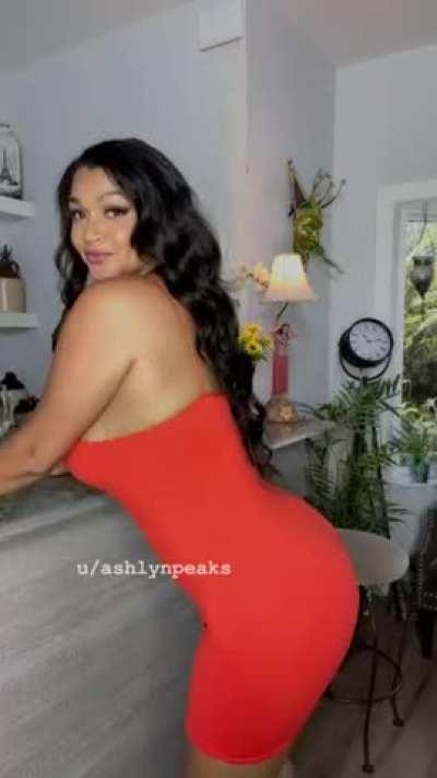 Make A Toast For That Booty [OC]