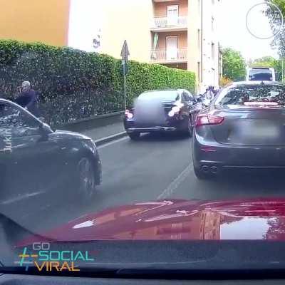 It's incredibly satisfying to see impatient assholes get instant karma