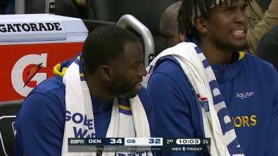 [Highlight] Jordan Poole goes down like Yamcha after a hard foul as the cameraman pans to Draymond