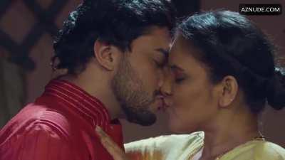 No one is perfect liplock kisser as priya gamre 