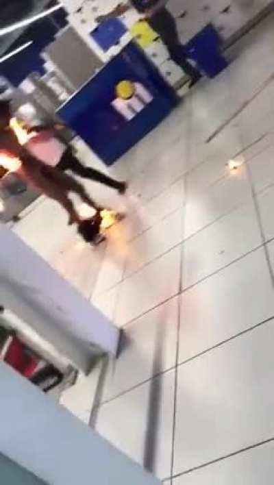 My man's just chilling while others are freaking out