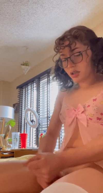 Who fucks better: me or your ex? Don’t lie 😘