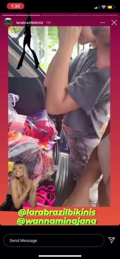 Ana is thick af 🤤🍑