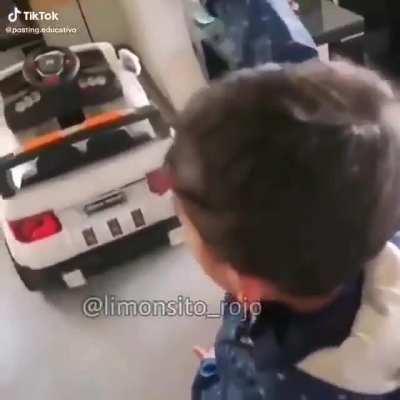 Otra vez añañin? (ノಠ益ಠ)ノ彡┻━┻