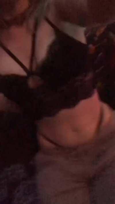 Bouncy enough for ya? ;p