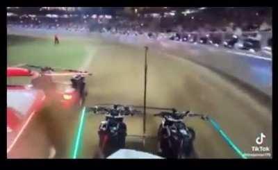 Motorcycle chariot racing