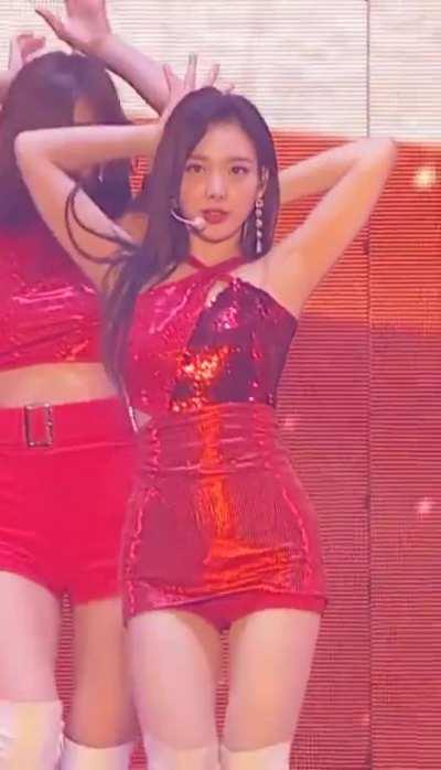 Nayeon Im (featuring Tzuyu)