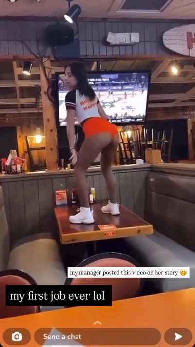 Hooters