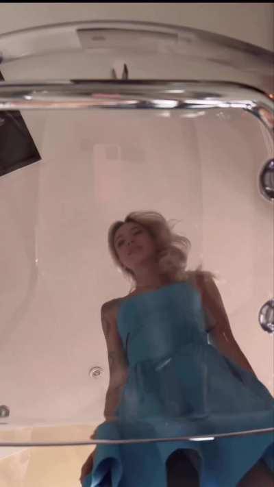 I want to sit on ur face with my wet juicy pussy