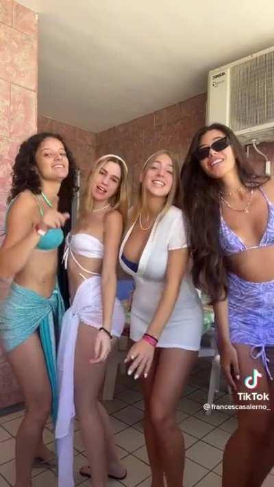 When there is only one main character @francescasalerno_