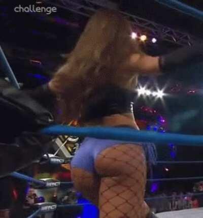 Brooke and her incredible ass!!!🤩🔥😍