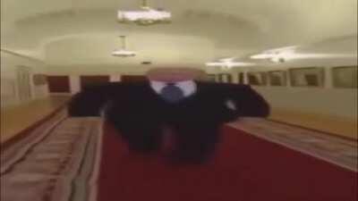 Wide Putin walking, with music.