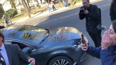 ¿Se puede ser tan simio?