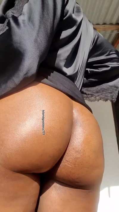 I heard you like black girls with a nice ass