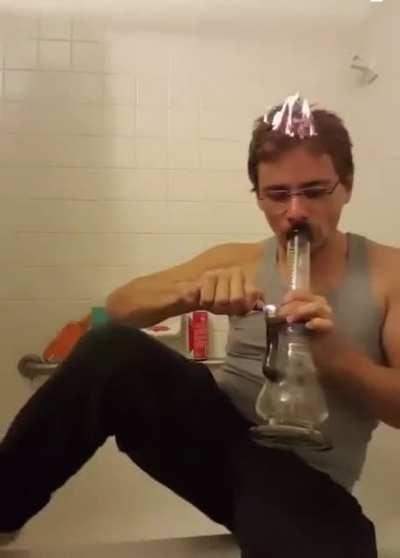 Predecessor of the bong lord himself… need I say more?