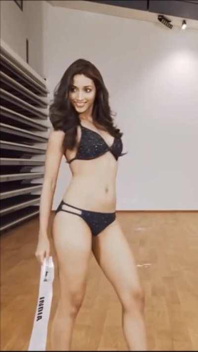 Under the Sweet Girl Srinidhi Shetty there is a hidden Treasure. Birthday Sluts jiggling Butts needs hard spanks as Gift by Us before using her Brown Holes
