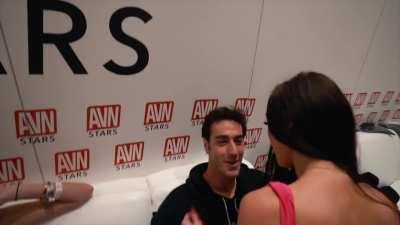 Fans Getting Lucky At AVN Sexpo