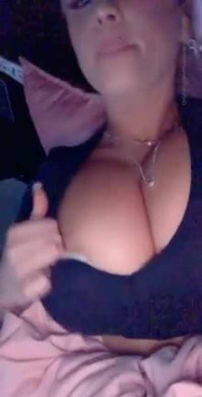 AllAmericanBadGirl (Amy Jackson Mega) Link in the comments