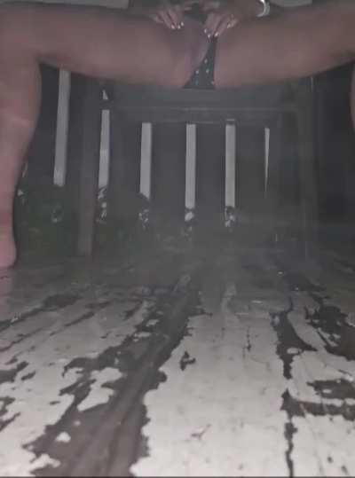 Cheeky chair pee 😝