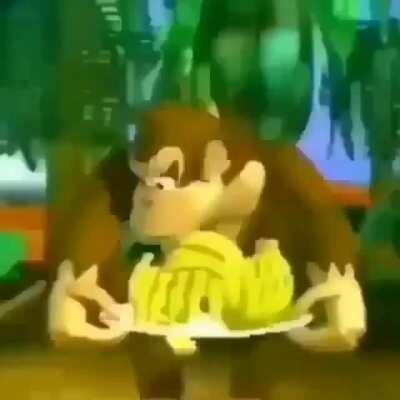 Maymunu kandırıyolar kalbi kaldırmayan izlemesin