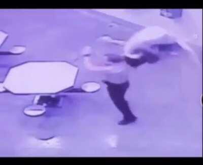 Rad Raz, turner of tables and prisonner of Alkatraz