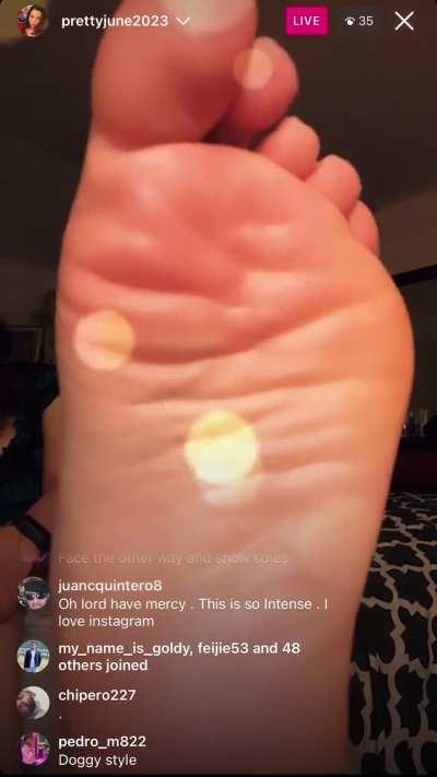 IG Live (Didn't know how to hide chat)