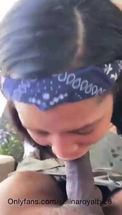 Throwing neck in the parking lot