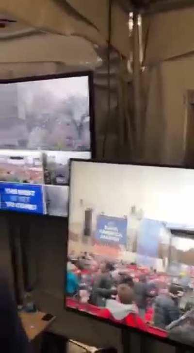 Insurrection party (behind the scenes)