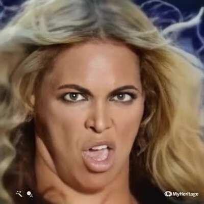 Creepy Robot Beyoncé