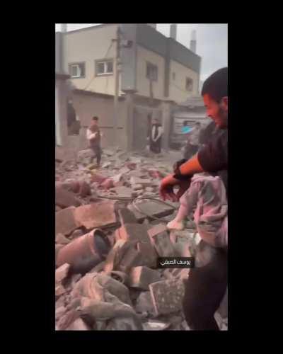  More than 20 murdered and dozens of wounded as the occupation bombed a residential building for Abu Musabah family in Deir Al-Balah. 5.12.23