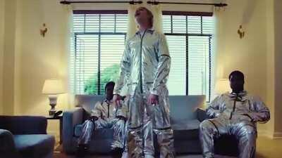 WHYYYYYYYY [sound on]