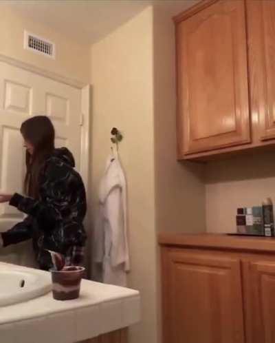 It's a different kind of death. Full falsetto. Never go full falsetto.