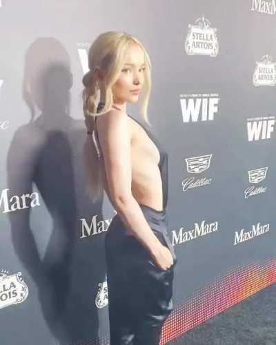 Dove Cameron