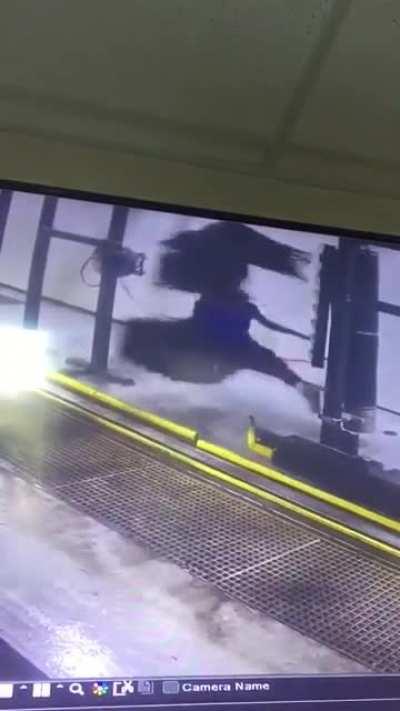 You spin me right round baby right round