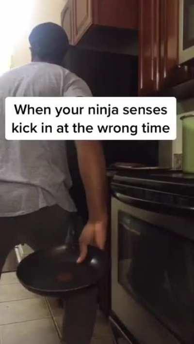 Only need one hand to eat dinner