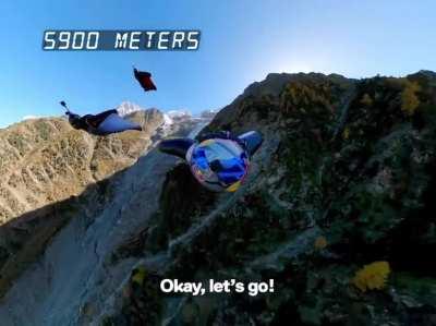 World Record wingsuit flight 7.5 Km over Mont Blanc.