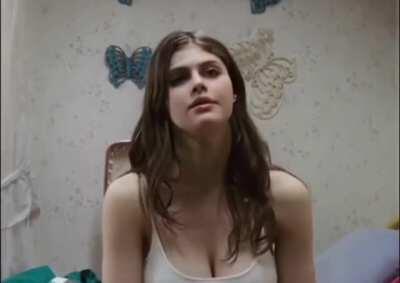 Alexandra Daddario