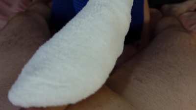 I makes him cum in order to use his cum as lube😈