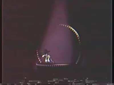 Luigi Bailando re epico bro